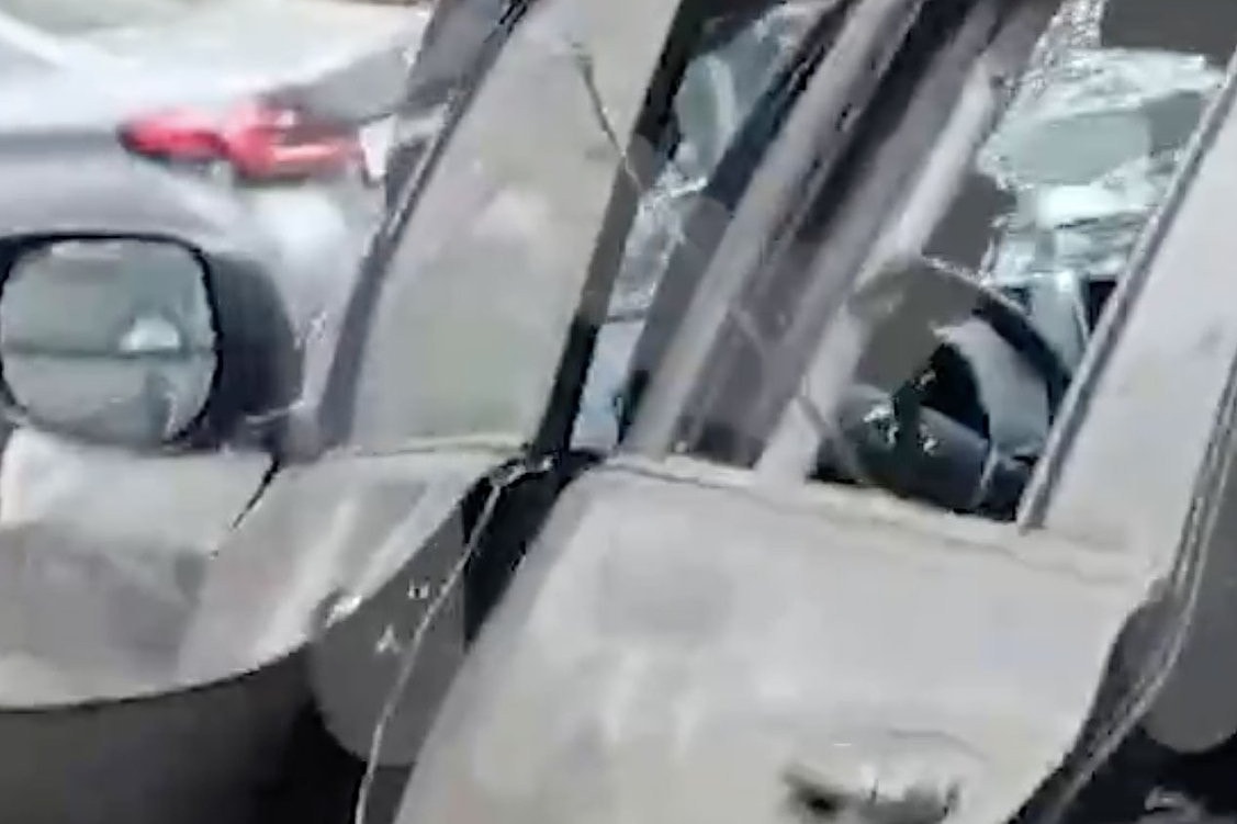 Moszkvában felrobbantották az SBU volt alezredesének terepjáróját + VIDEÓK