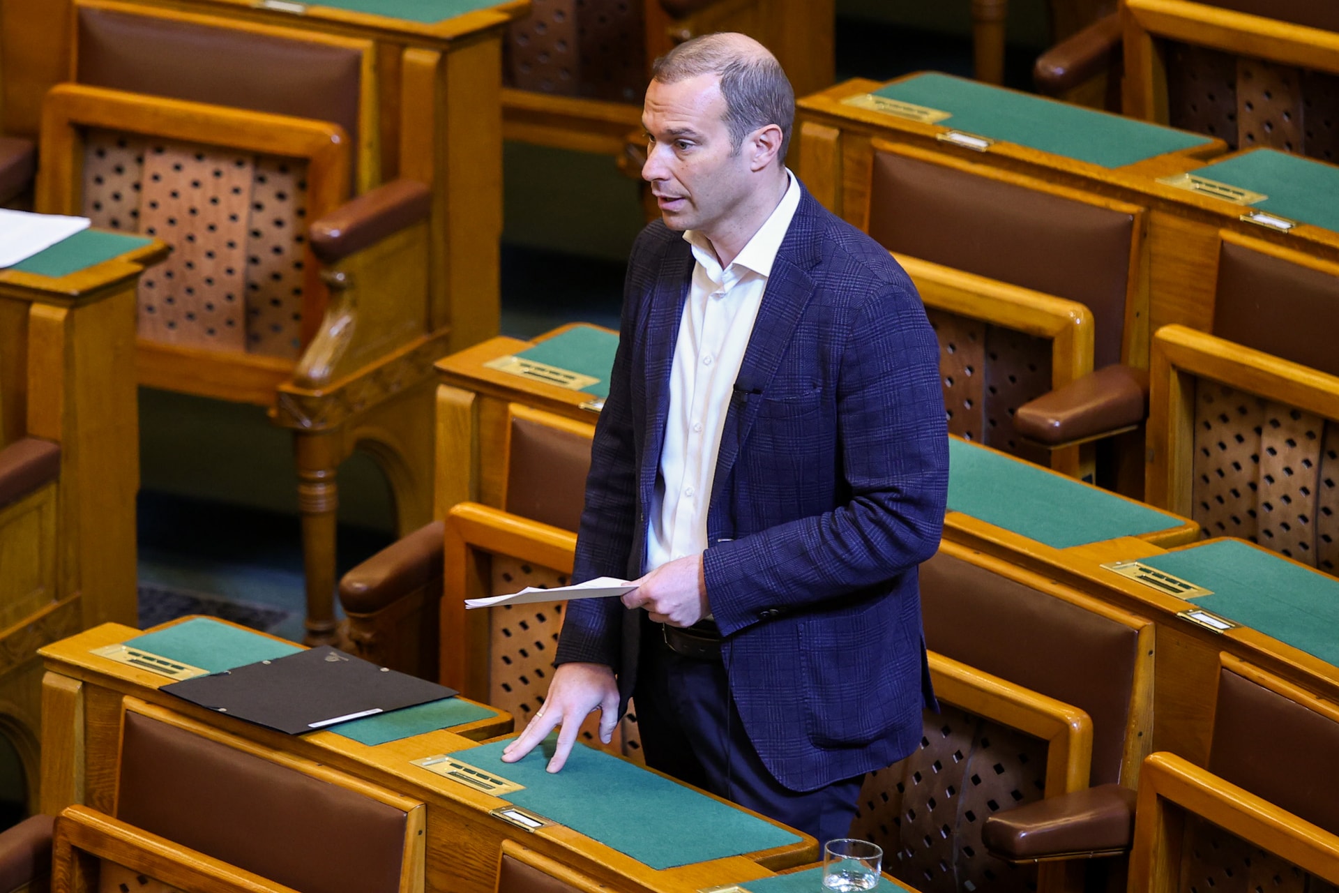Hollik István: Gyermekeink jövője a tét