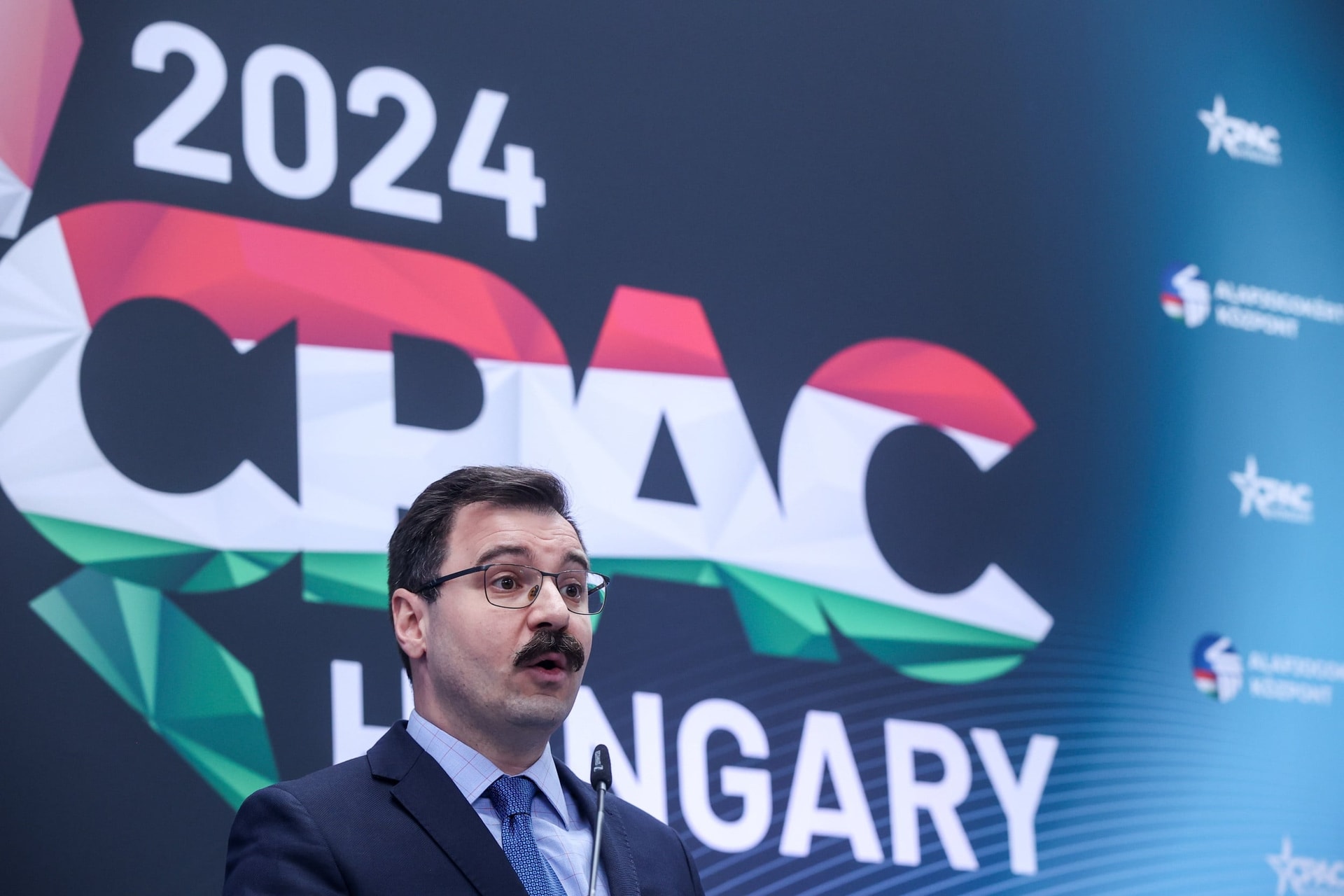 Szánthó Miklós a CPAC-en: Az ukrajnai háborúnak vége lesz, a woke elleni harcnak nem
