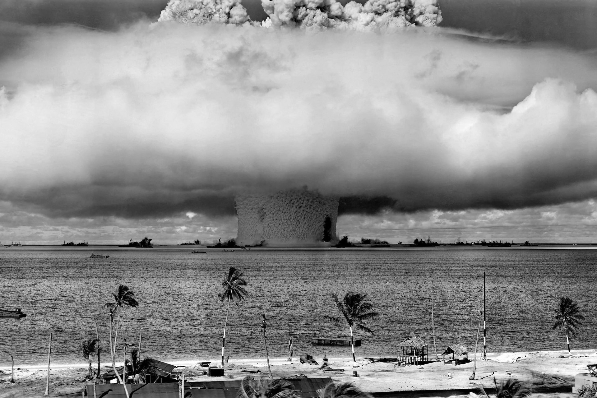 „Kísérleti” atomrobbantás következik?