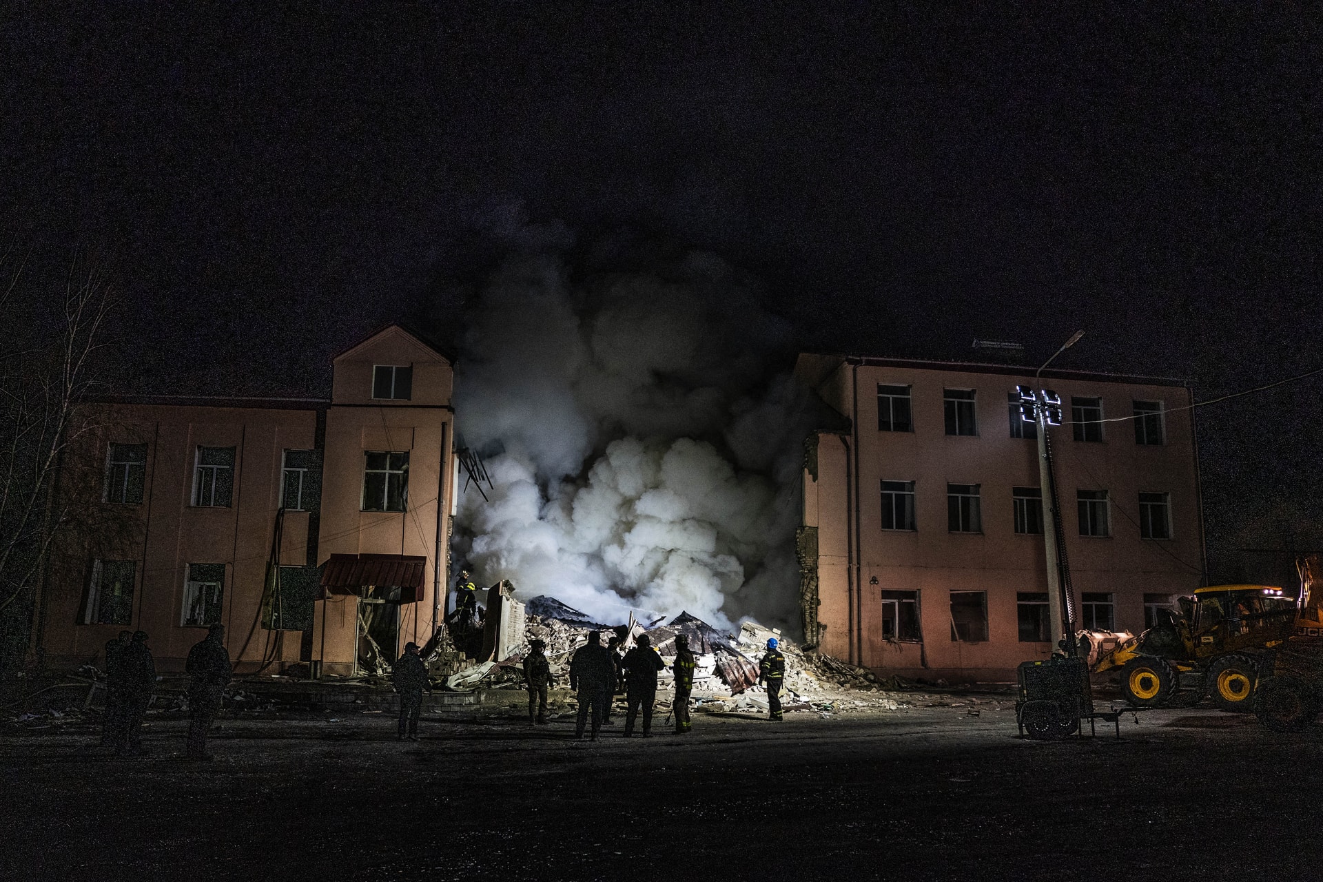 Oroszország több mint 3200 irányított légibombát dobott áprilisban Ukrajnára