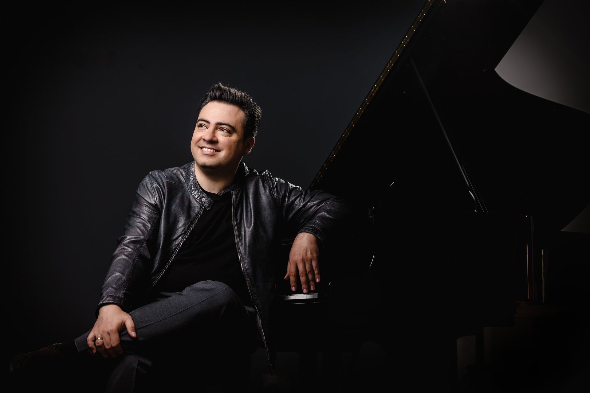 Balázs János zongoraestje május 22-én a Müpában
