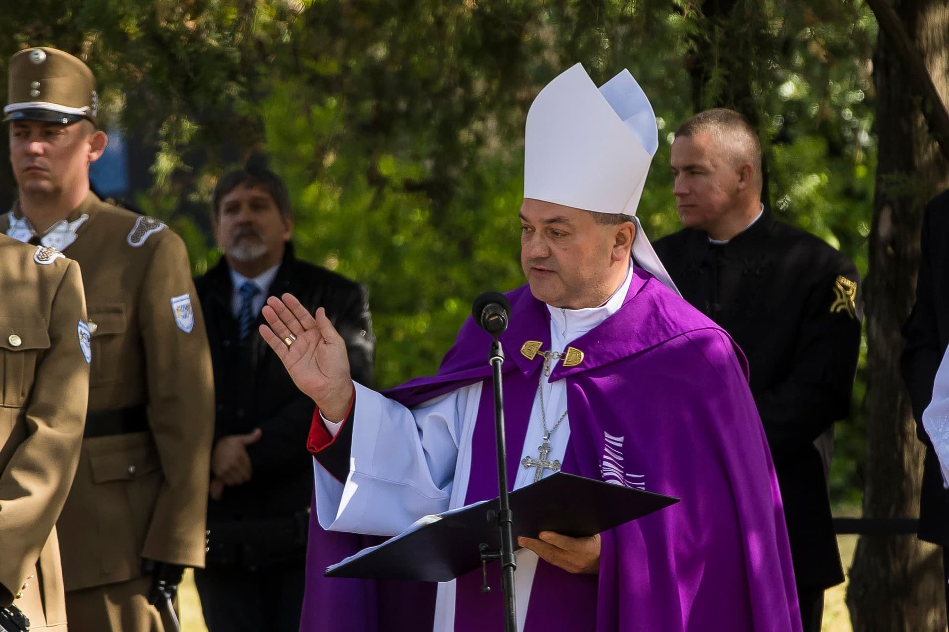 Felföldi László pécsi megyés püspök lesz a csíksomlyói búcsú szónoka