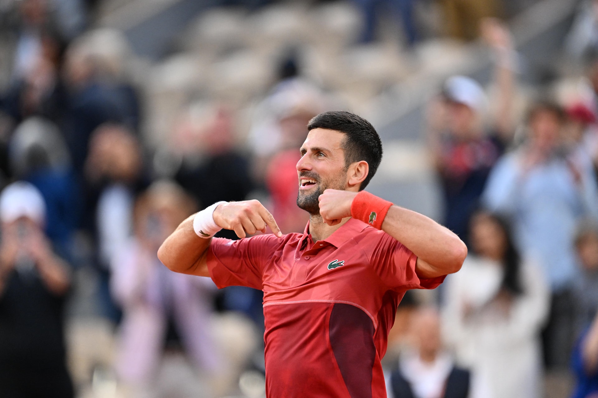 Djokovics nem ember: ismét maratoni csatában fordított a világelső