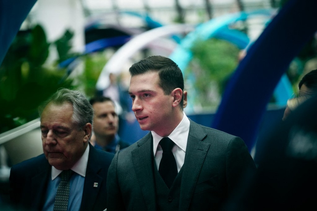 A francia kormányfő attól tart, hogy a választások esélyese nem támogatja majd Ukrajnát
