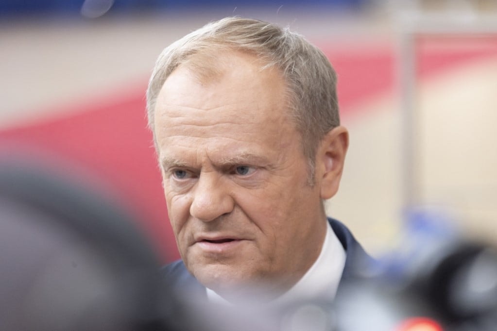 Szvingerklub, vodkabár, jacht: botrány a lengyel Covid-támogatások körül