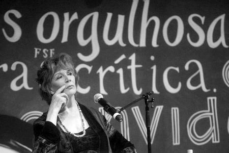 Elhunyt Edna O'Brien ír írónő