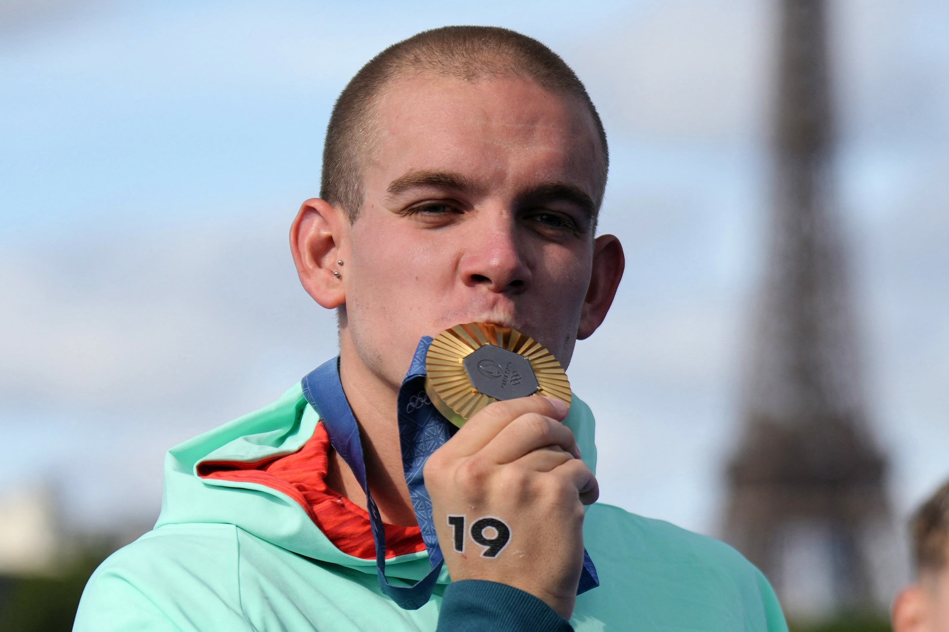 Térdműtéten esett át az olimpiai bajnok Rasovszky Kristóf