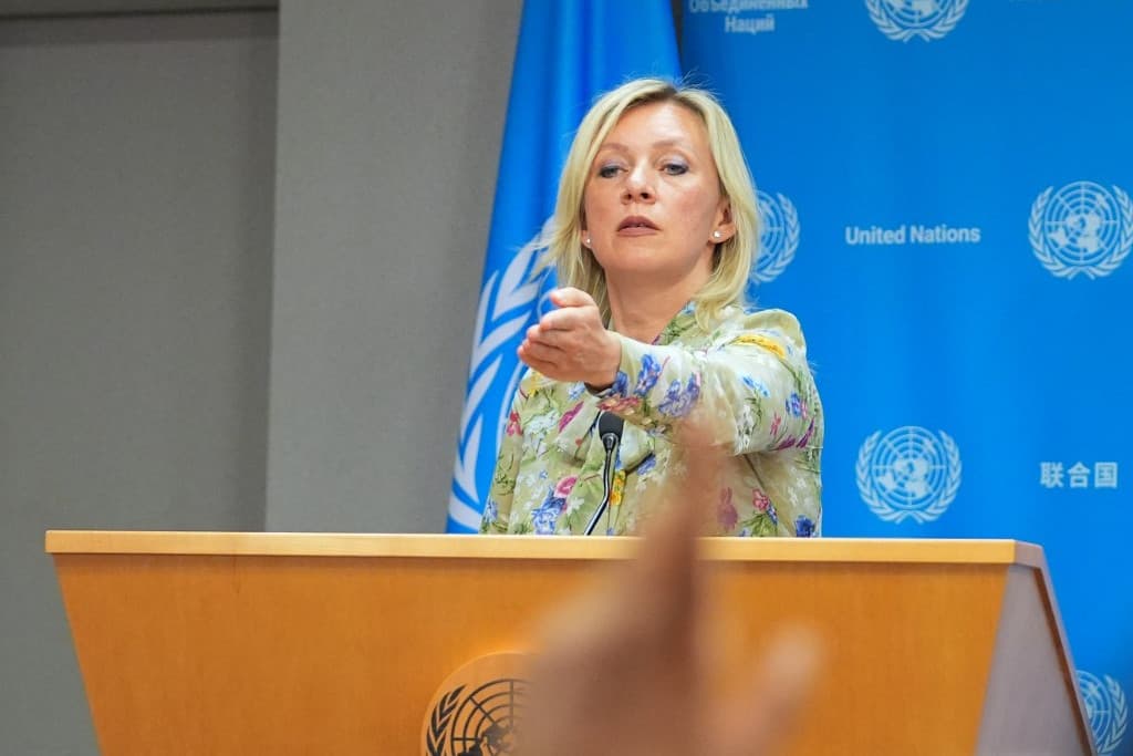 Zaharova: Washington miatt nem érkezik a Lukoil-olaj