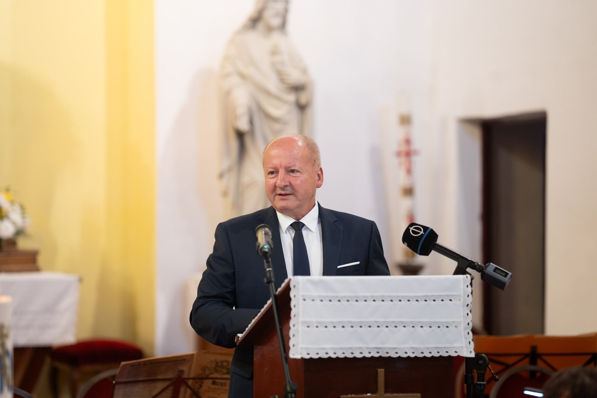 Simicskó István: A közösségek ereje hitükben, lelkiségükben rejlik