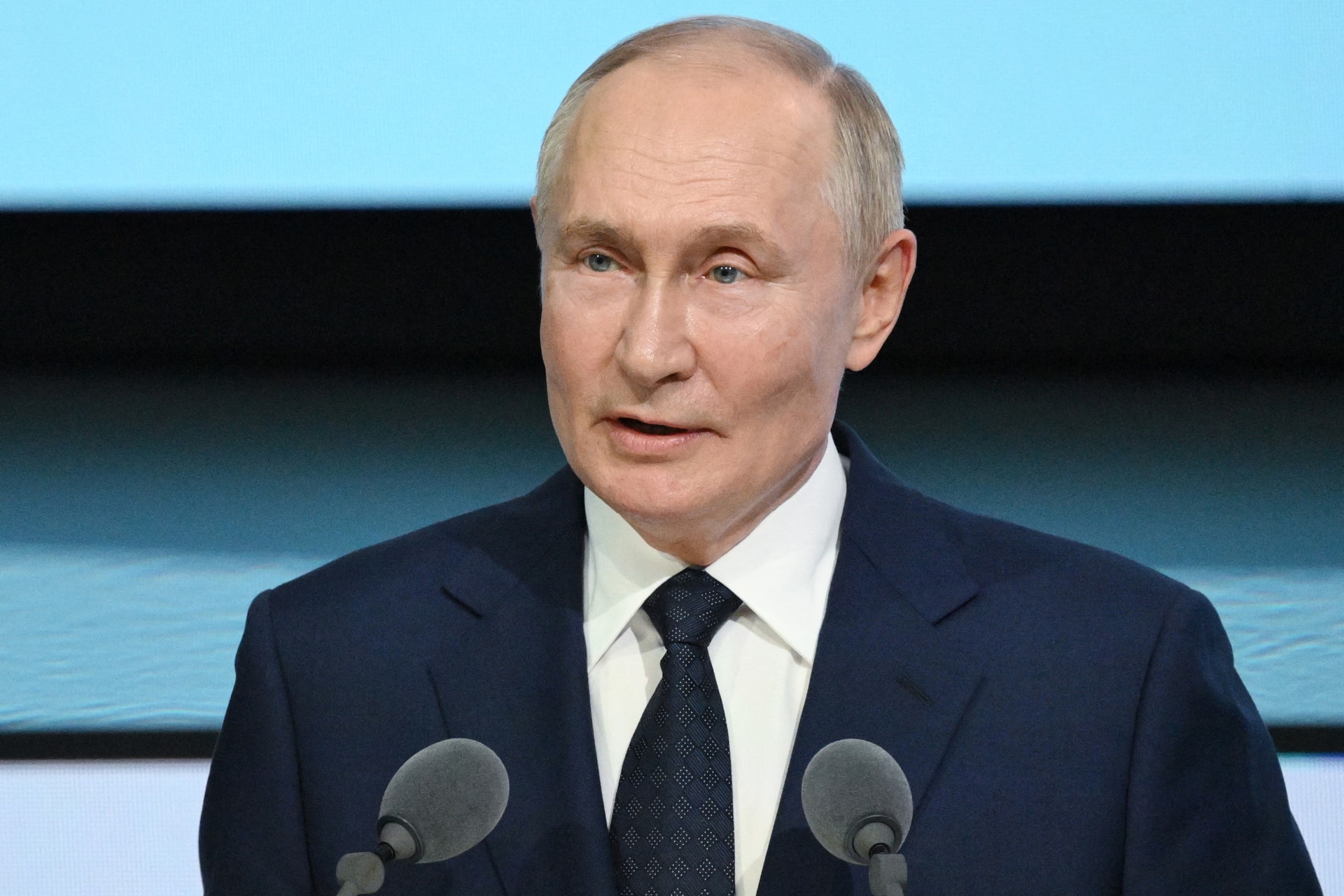 Peszkov Putyin reakcióiról beszélt