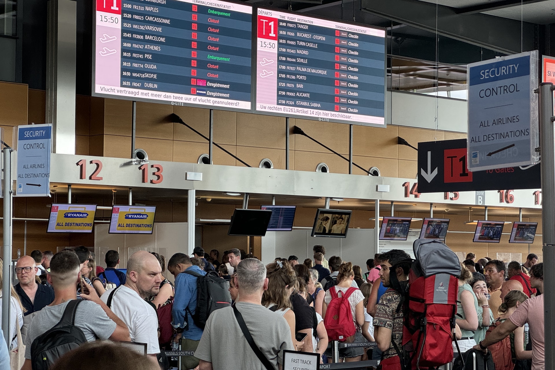 Folytatódik a sztrájk Belgium második legnagyobb repülőterén