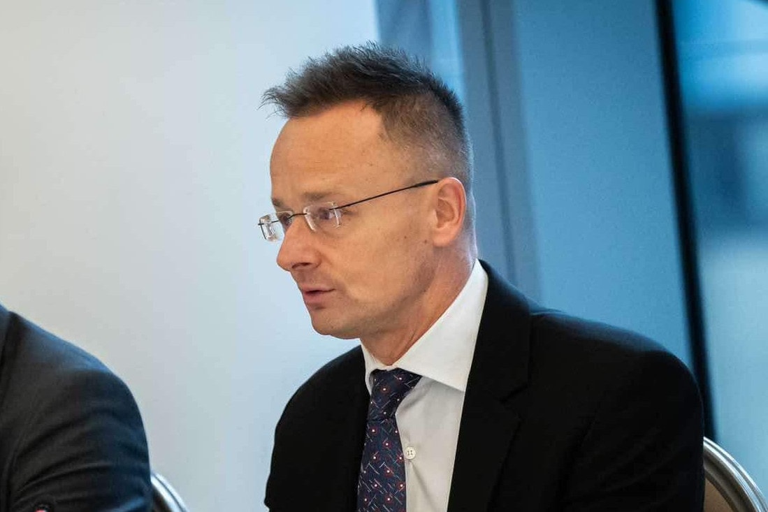 Szijjártó Péter: Magyarország nemmel fog szavazni a kínai autókra kivetendő EU-s büntetővámokra