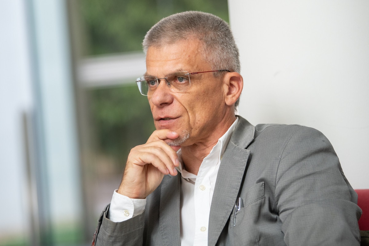 Több mint hárommilliárd forintból megújult Ceglédi Kossuth Lajos Gimnázium