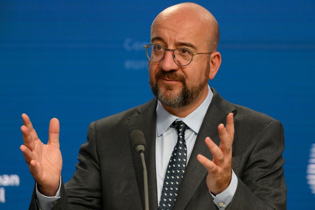 Ismét marhaságokat beszélt Charles Michel