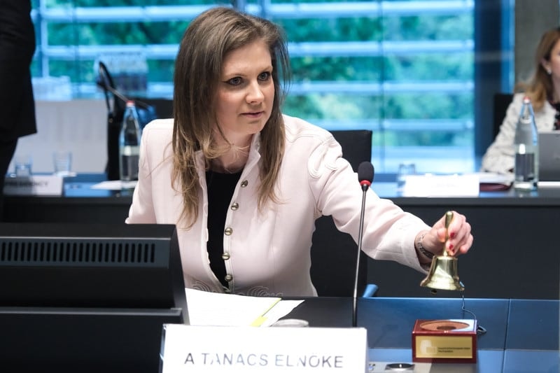 Raisz Anikó: A magyar elnökség szeretné megtalálni az összhangot a versenyképesség és a klímavédelmi célok között