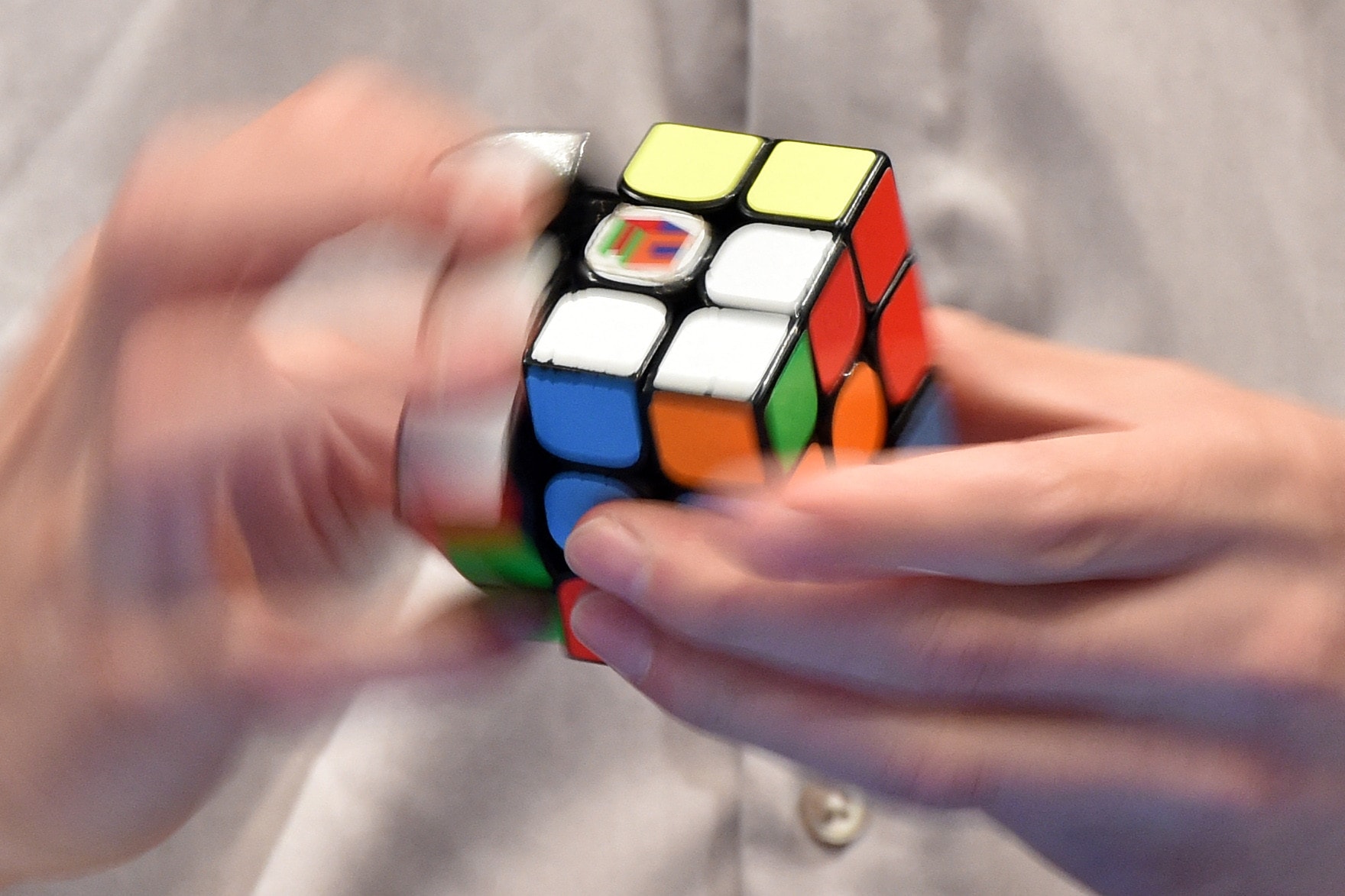 Rubik-kockával népszerűsítik a magyar tudományt Bukarestben
