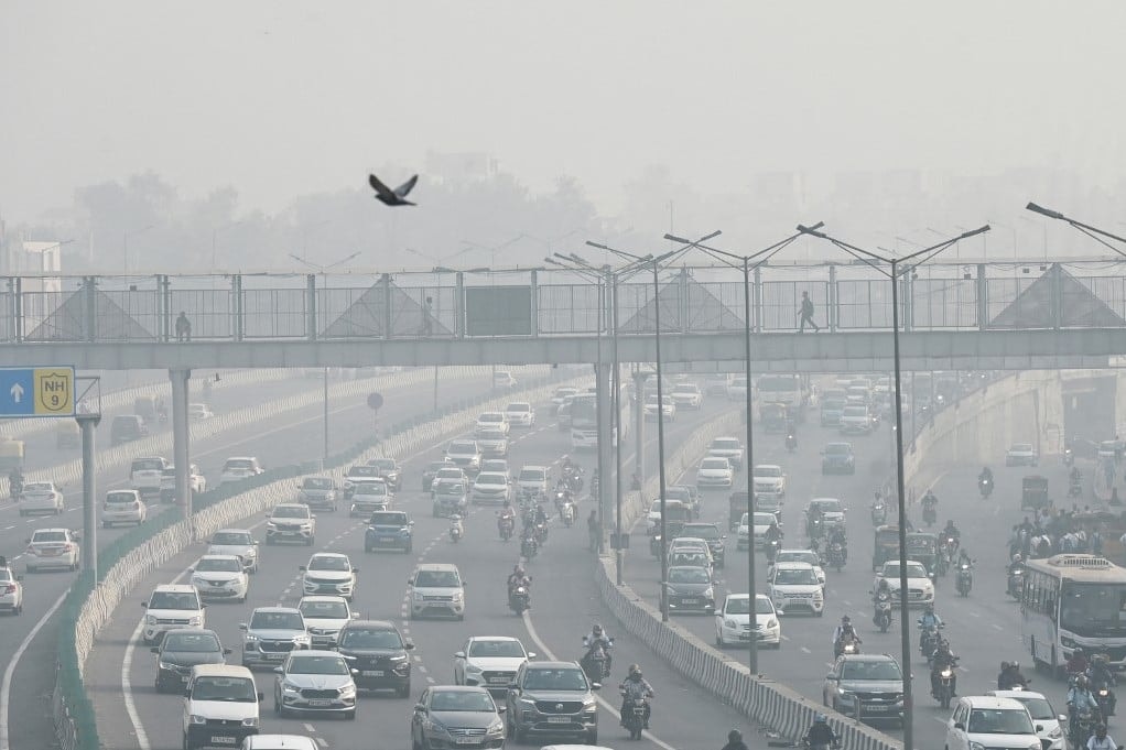 Újdelhi: A súlyos légszennyezettség miatt már az iskolák is bezártak