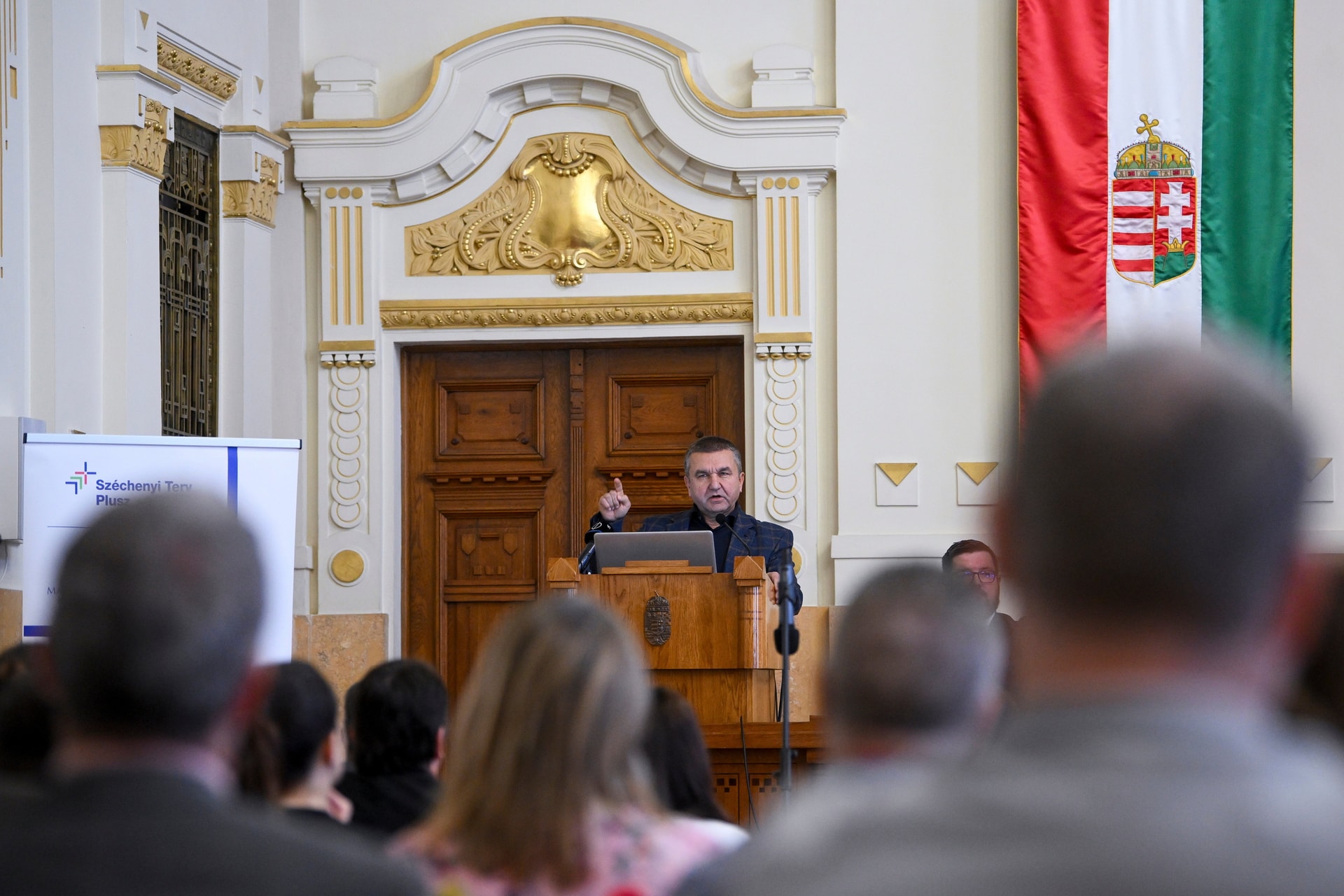 „2027-ig mintegy 200 milliárd forint áll rendelkezésre az ifjúsági garanciaprogramban”