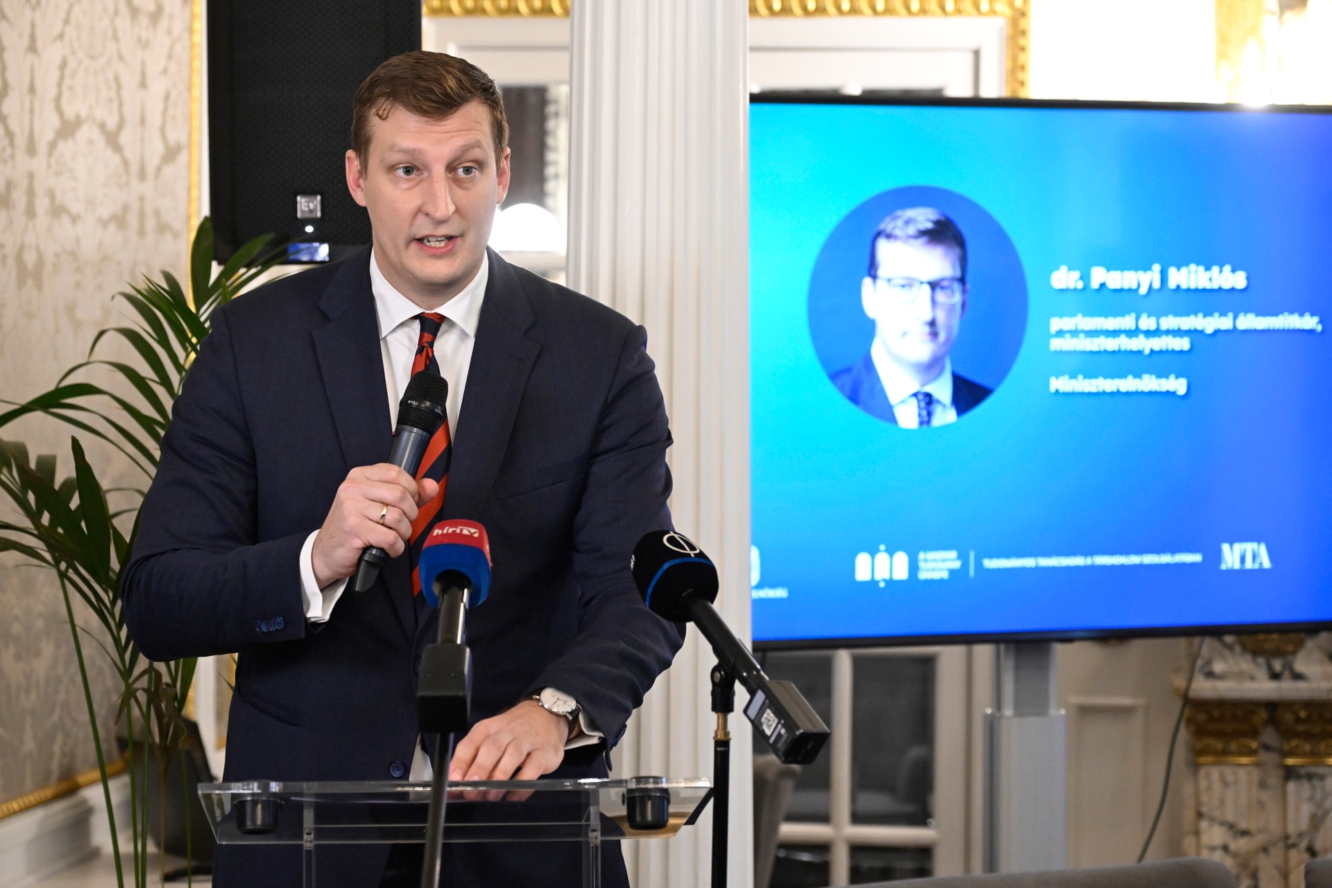 „Magyarország a családokra kíván támaszkodni”