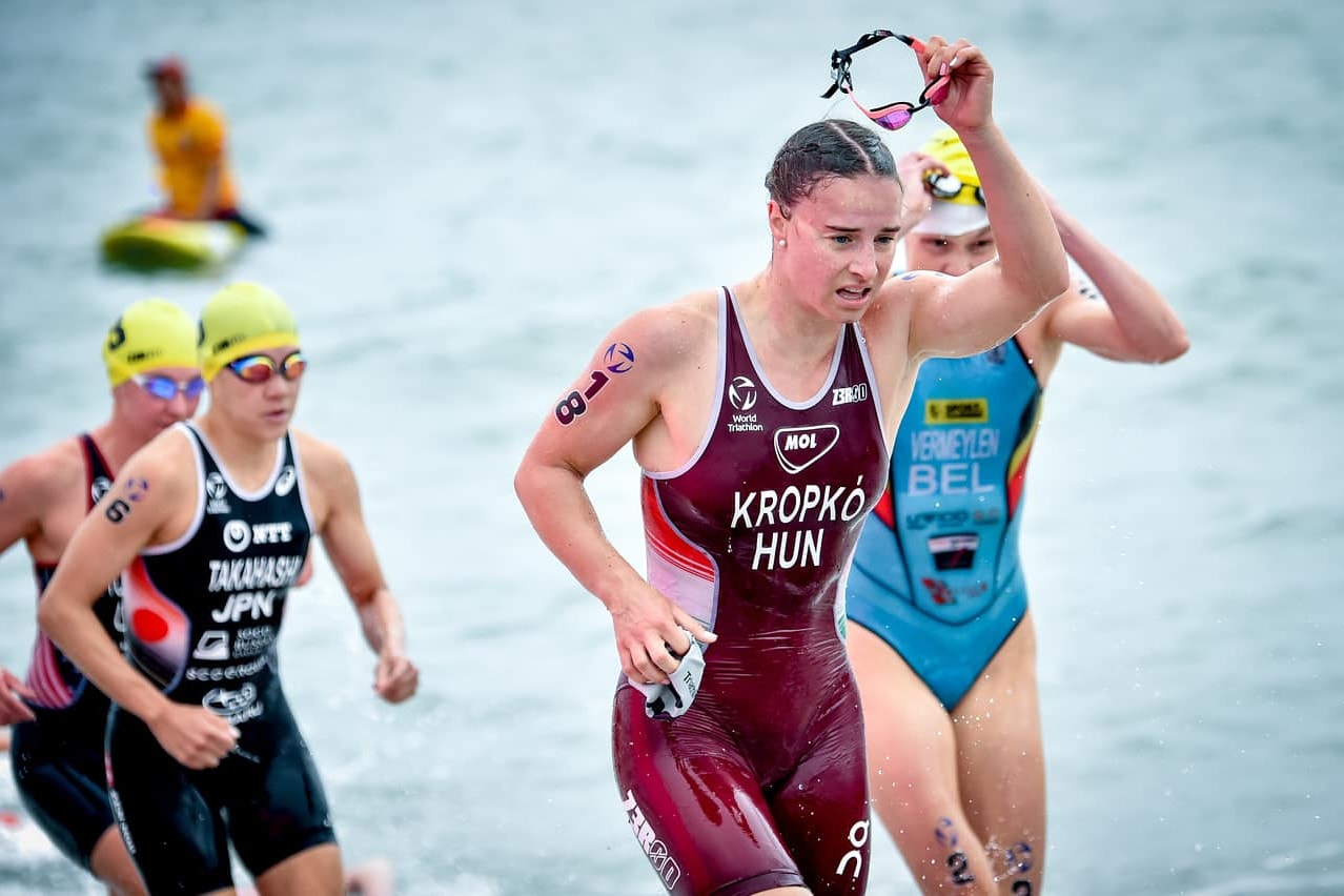 Értékes helyezés a triatlon világkupán
