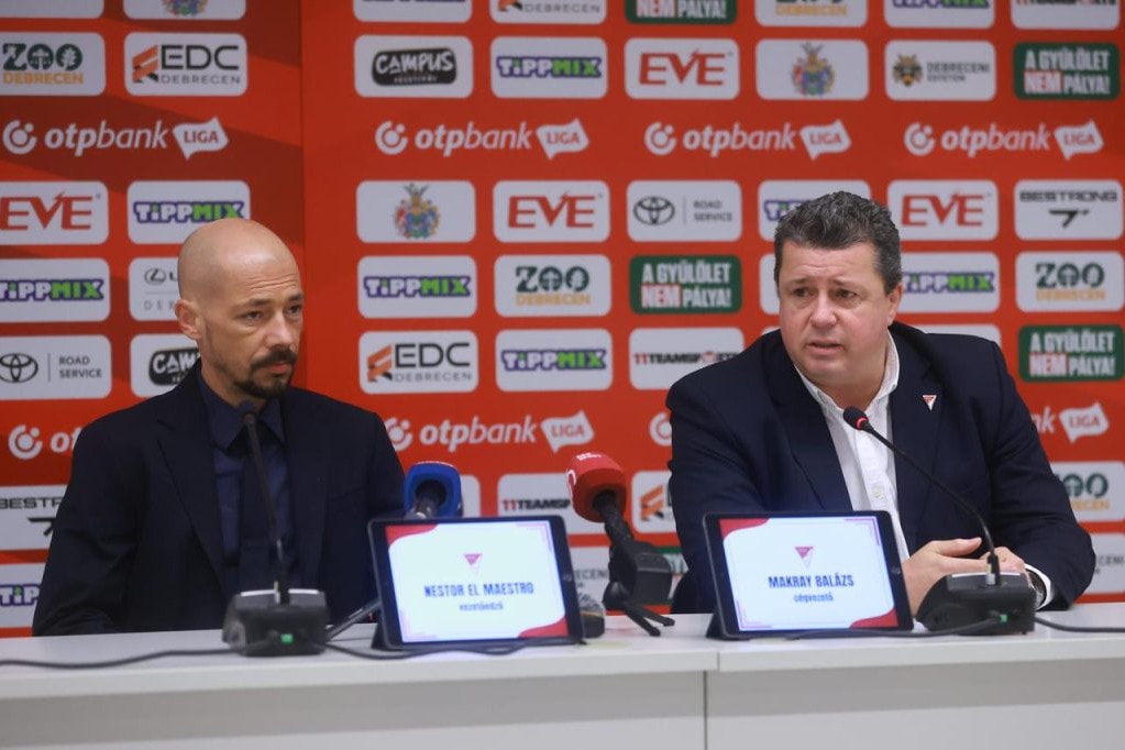 Újabb, megváltónak hirdetett edző érkezett Debrecenbe