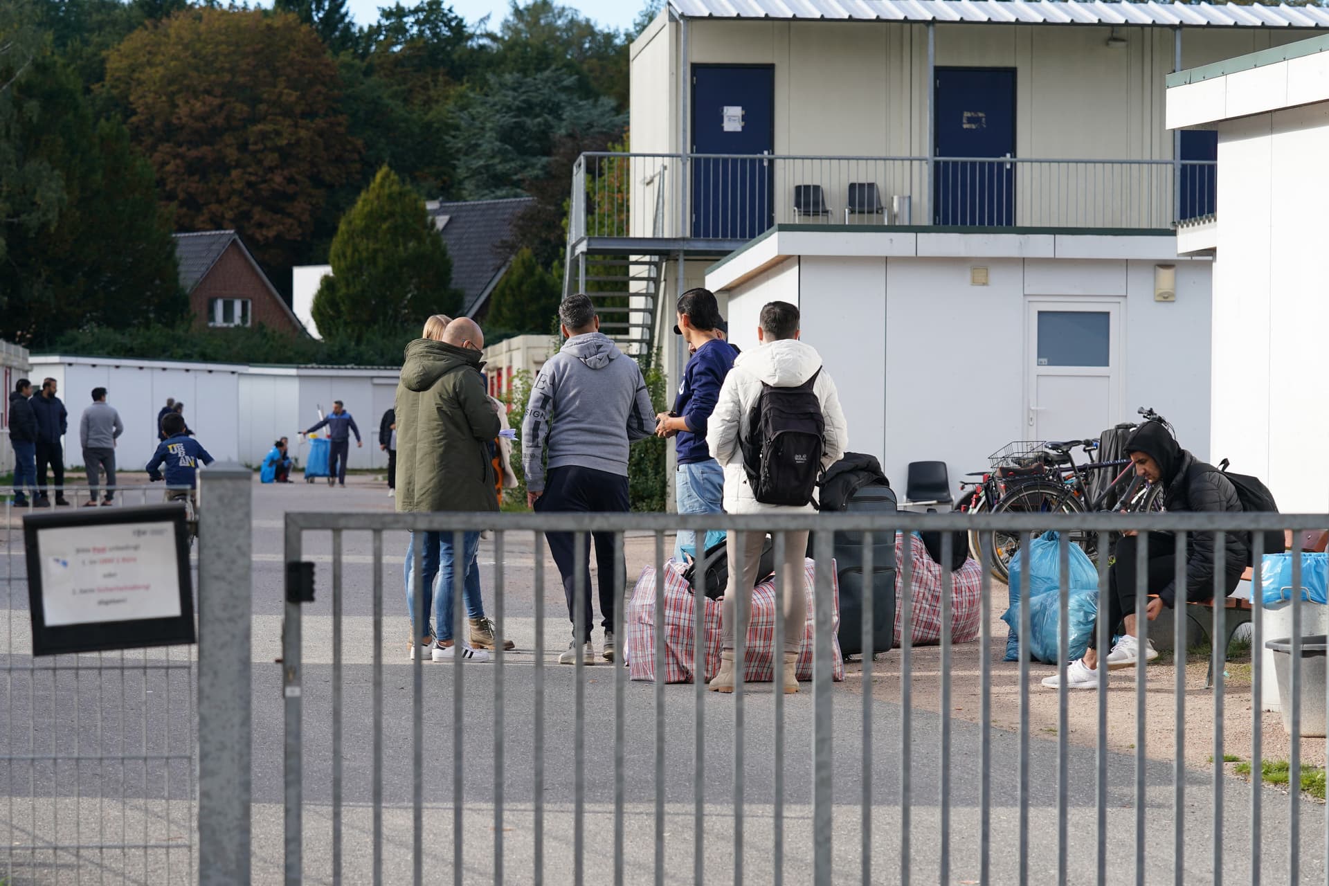 Magyarországnak jövő évre 23 ezres migránstábort kellene felállítania