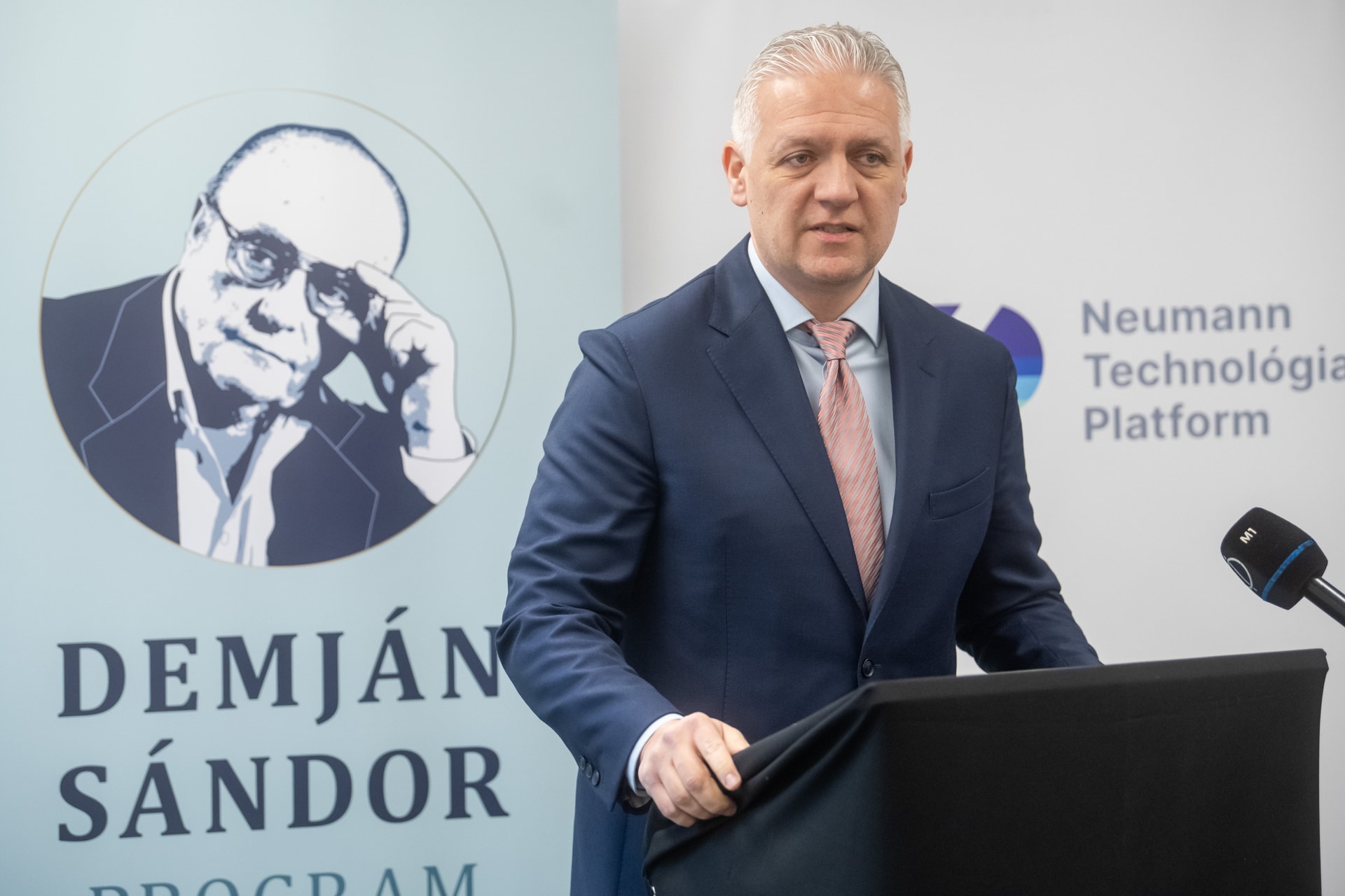 „Új gazdaságpolitikai akcióterv a vállalkozások erősítéséért”