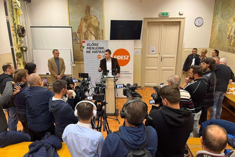 Menczer Tamás: Magyarország sorsáról csak mi dönthetünk