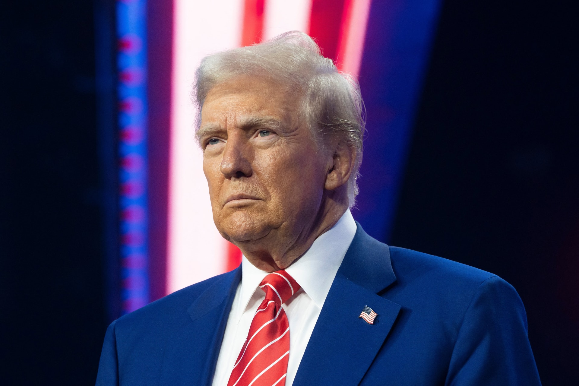 Trump keményebb eszközökhöz nyúlna