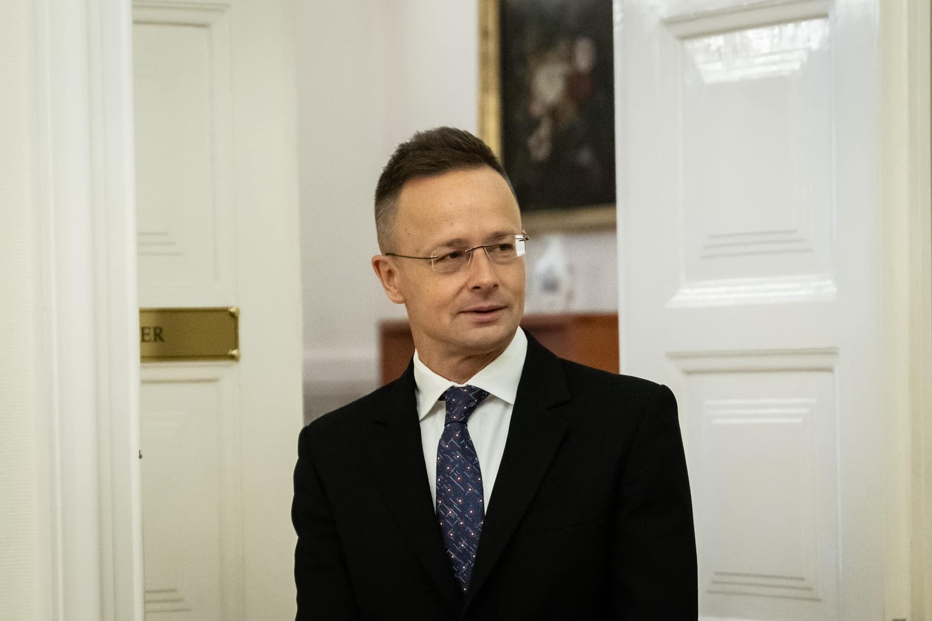 „Magyarország érdekeivel ellentétes a világ blokkosodása”