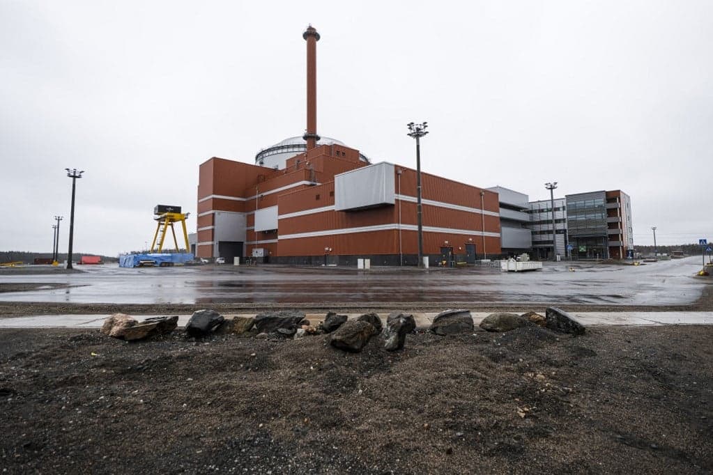 Egy finn diákot kitiltottak egy atomerőműbe szervezett iskolai látogatásról