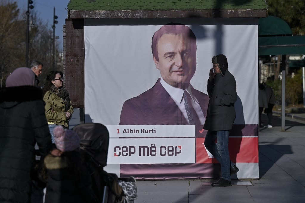 Koszovó: Albin Kurti miniszterelnök pártja nyerte a parlamenti választásokat