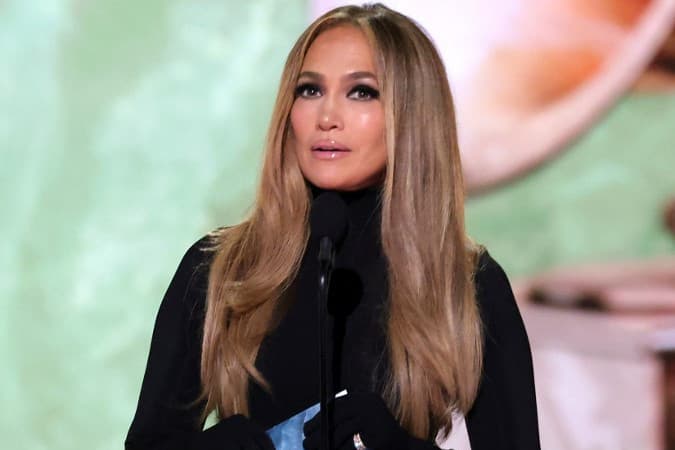 Jennifer Lopez nem adja fel