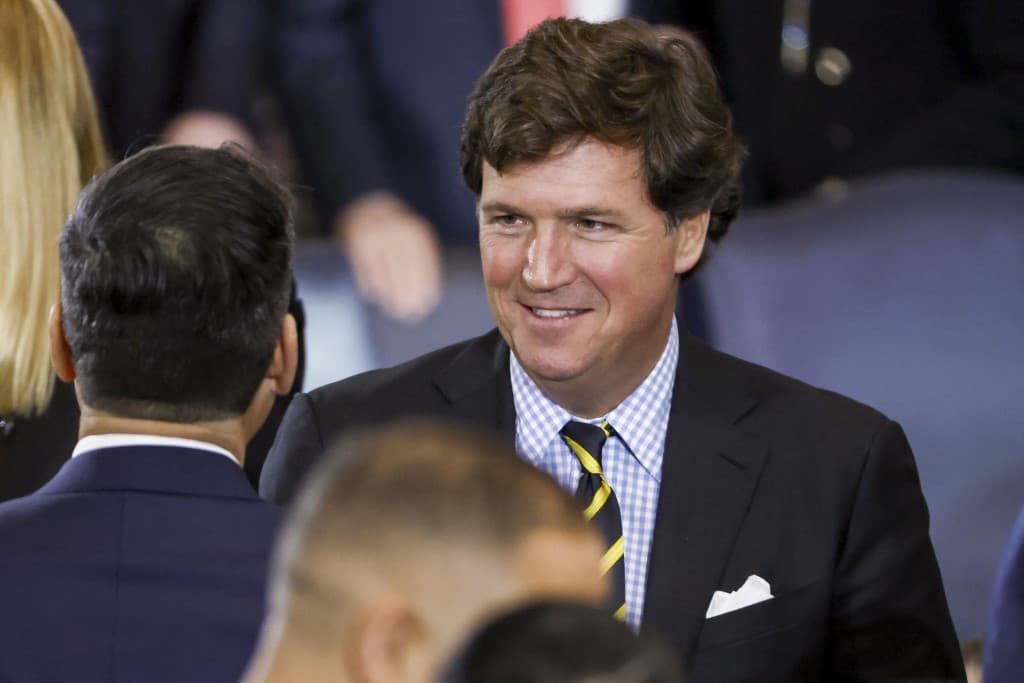 Tucker Carlson szerint Oroszország felülkerekedett az USA-n