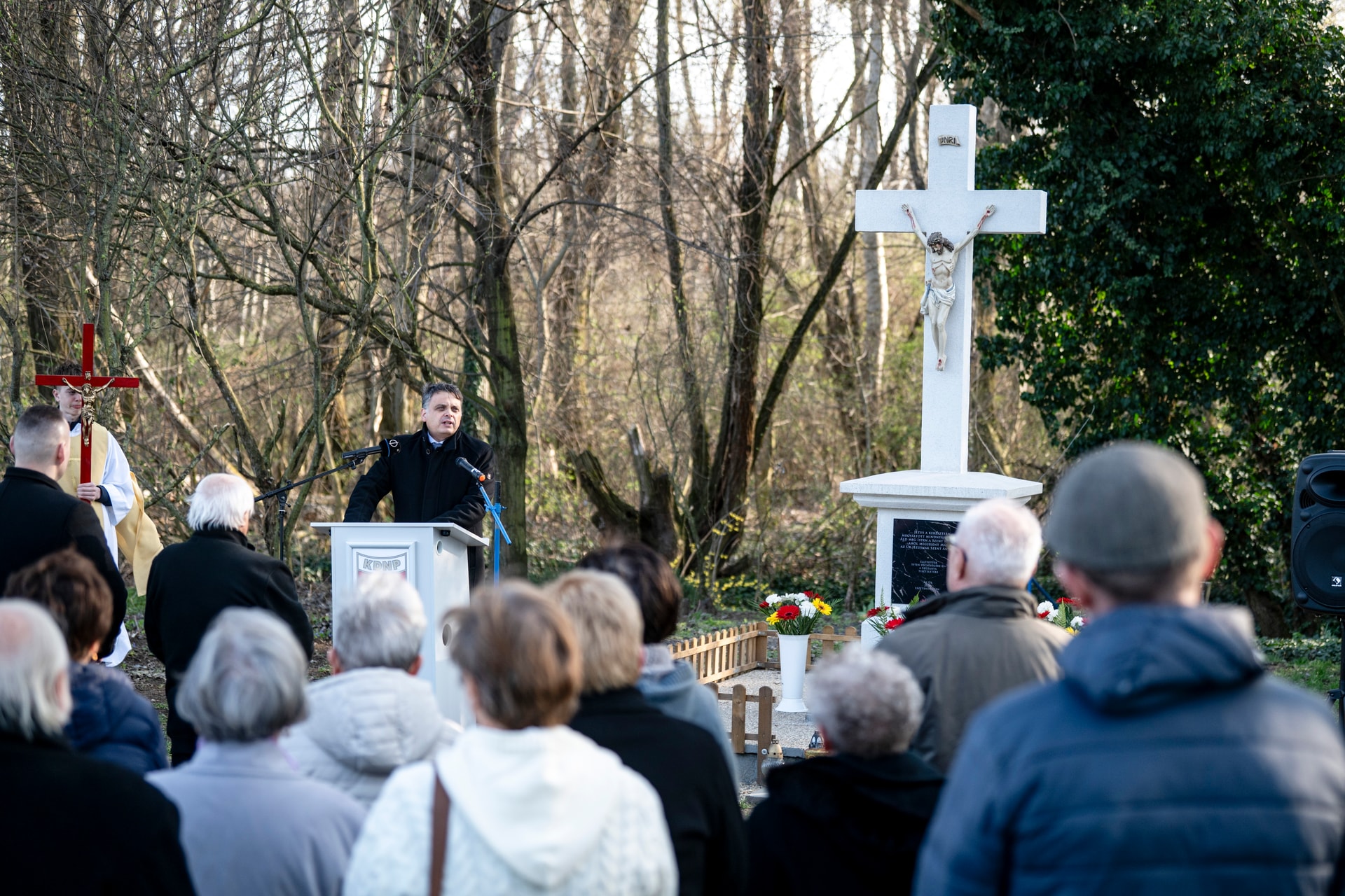 A generációk összefogása és a kölcsönös tisztelet teremtheti meg a nemzeti egységet