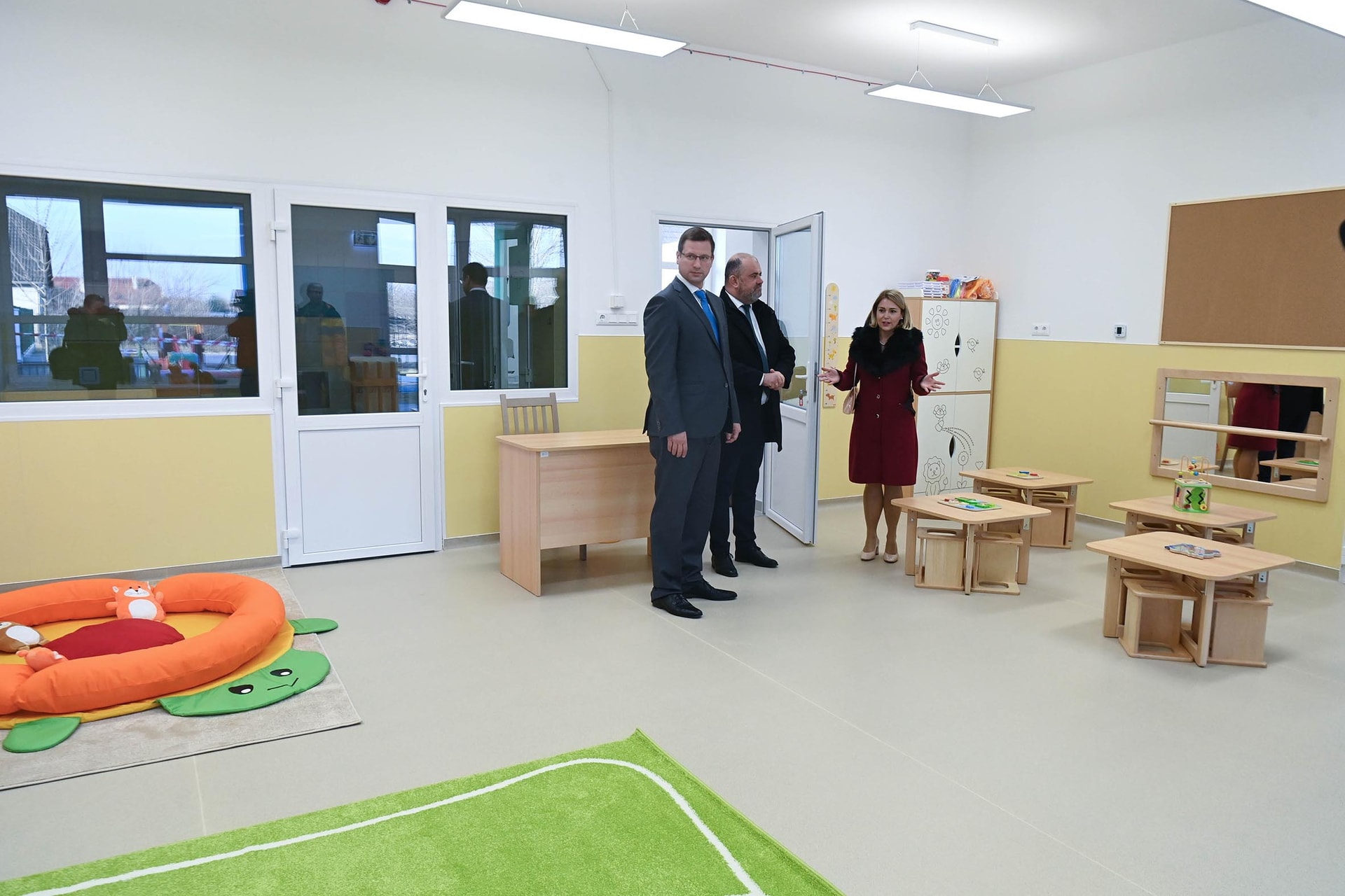 Az egyház és az állam különváltan, de együttműködésben tesz a közös célokért