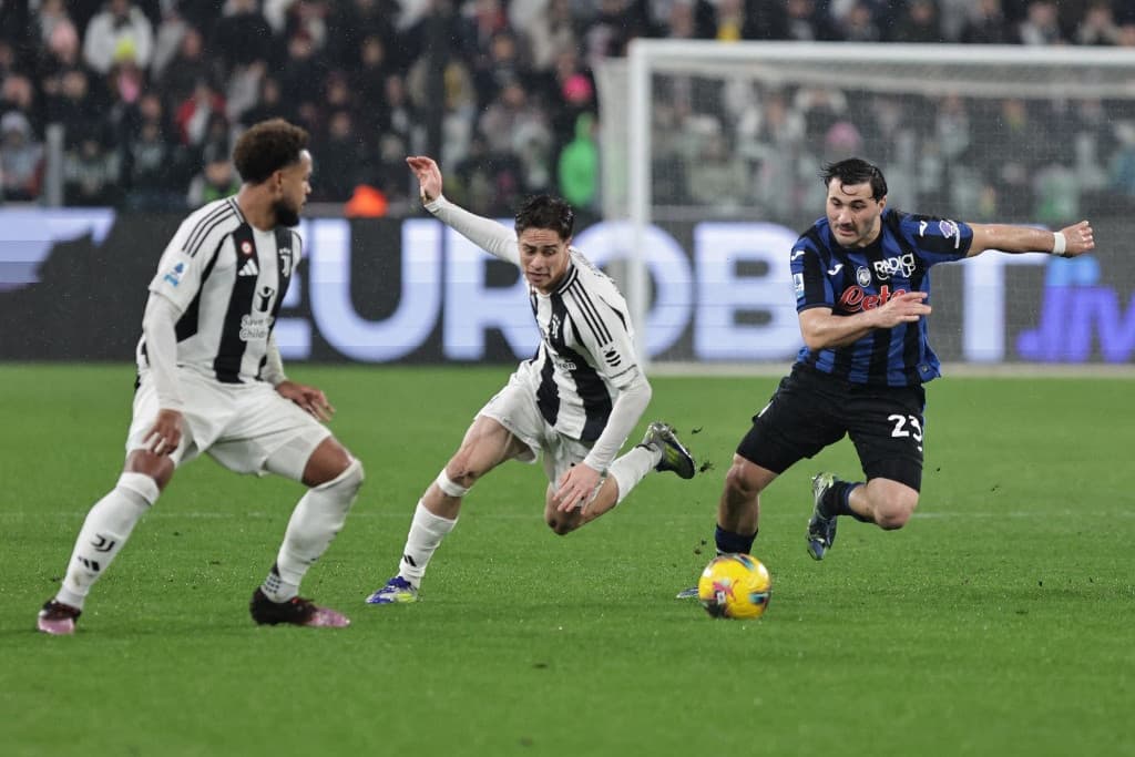 Súlyos Juve-vereség, menetel a Roma