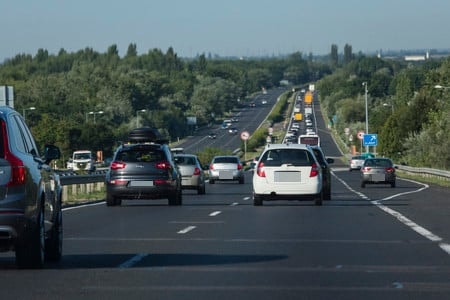 Csütörtöktől erősebb járműmozgásra kell készülni az M3-as autópályán