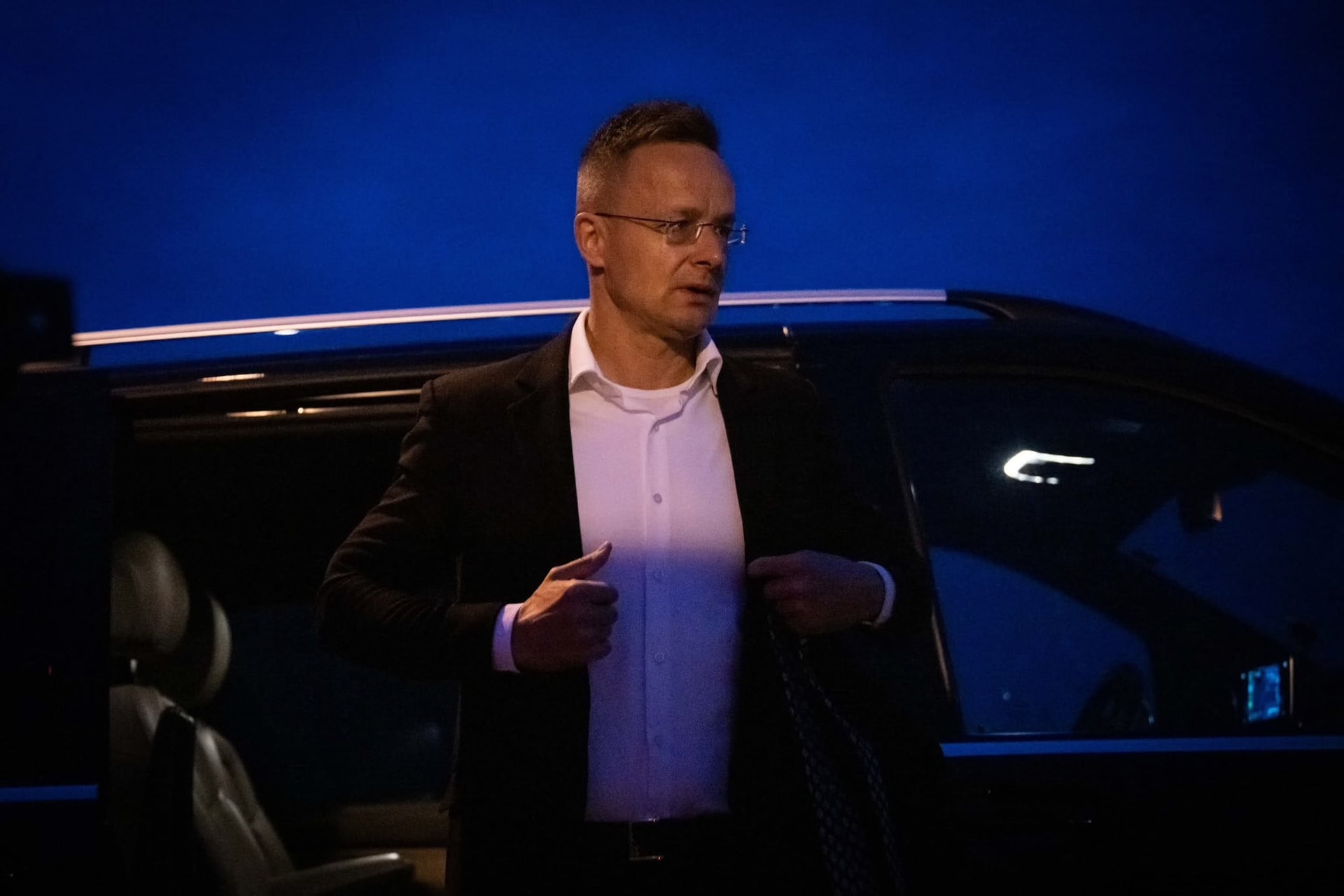 Szijjártó Péter: Minél előbb békére van szükség