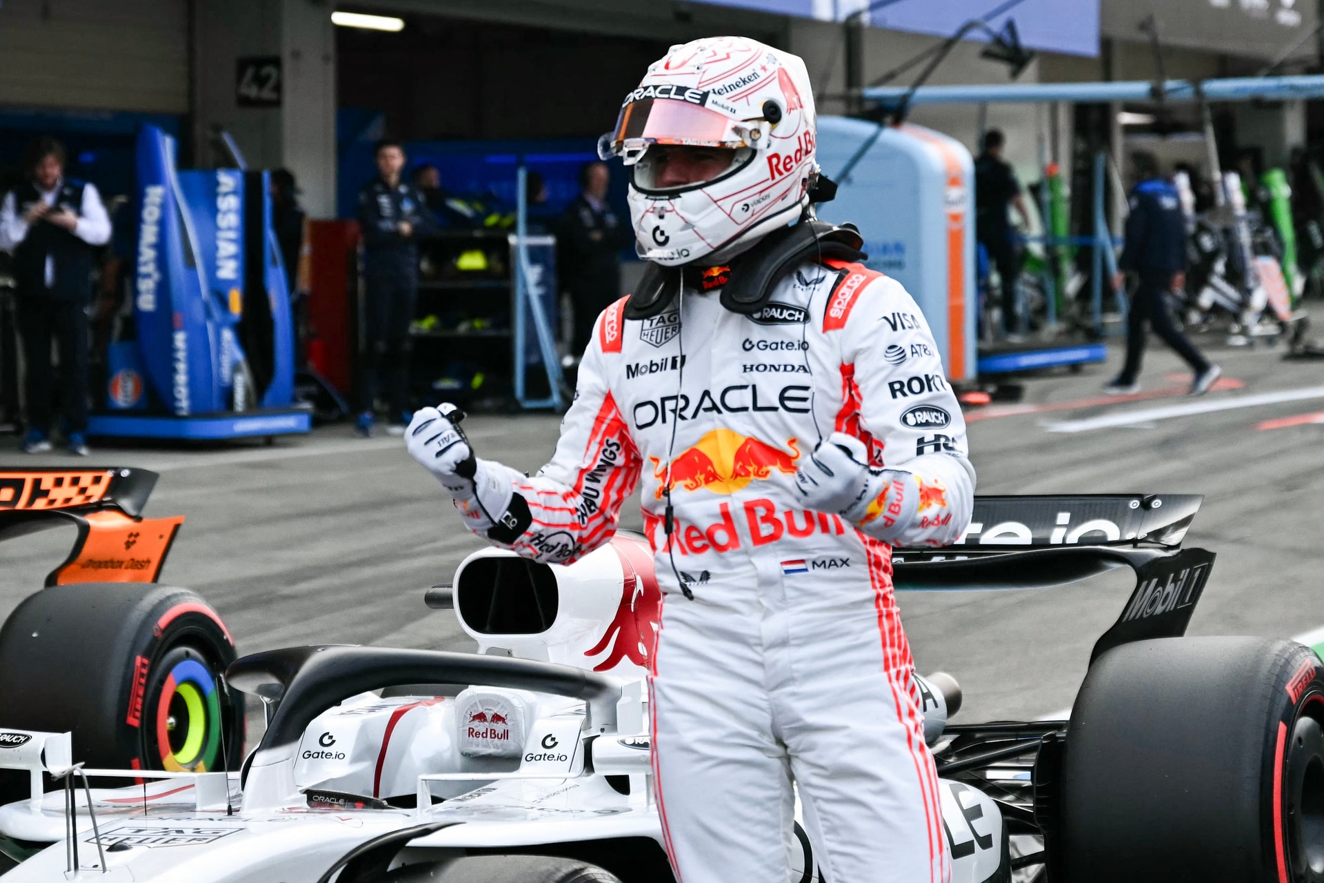 Verstappené a pole pozíció Szuzukában