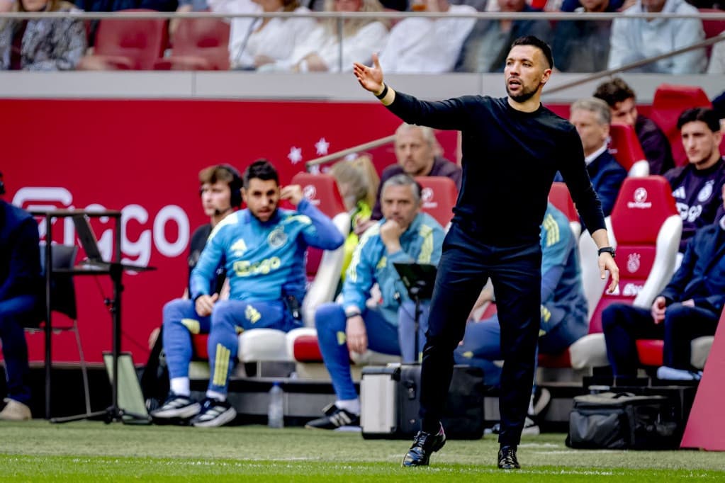 Lemondott az Ajax vezetőedzője