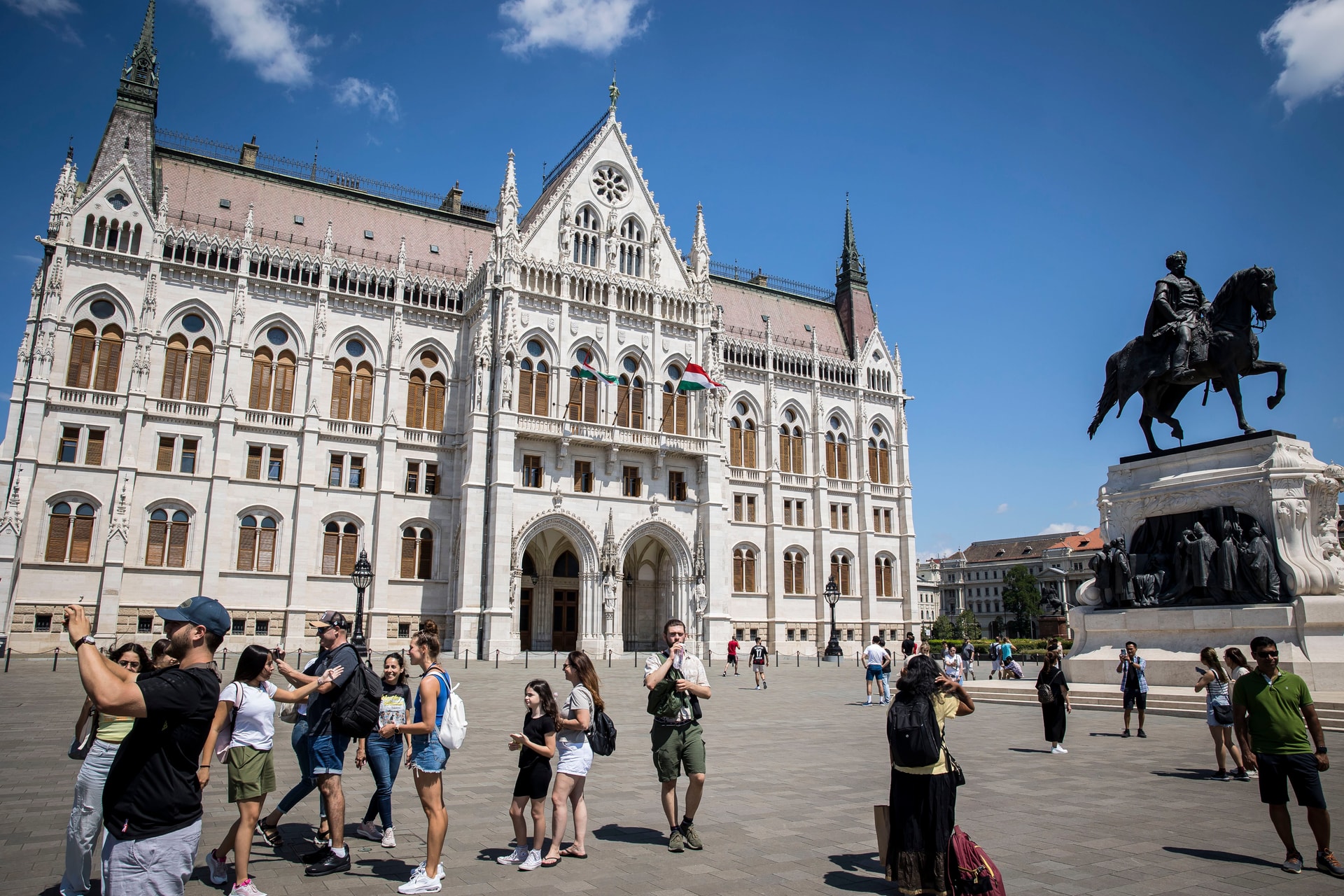Akcióban az Országgyűlési Őrség