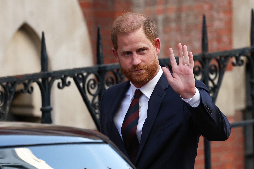 Örökre kitilthatják Harry herceget