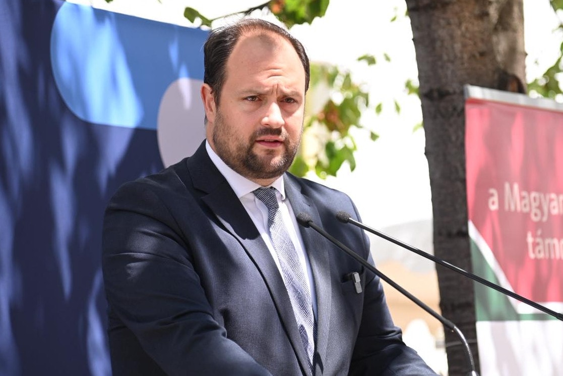Egyre szorosabbra fonódik a nemzet hálója a Kárpát-medencében