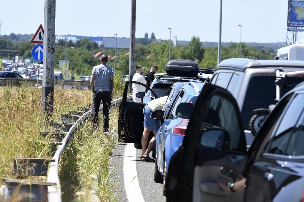 Pécsen és Eszéken át is mehetünk a tengerpartra