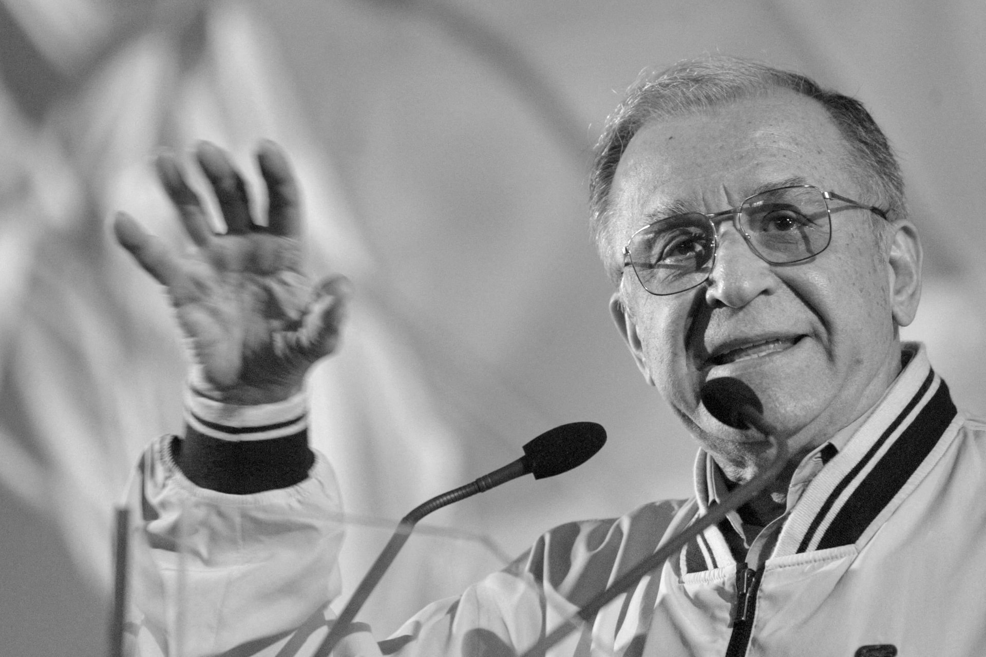 Meghalt Ion Iliescu volt román államfő