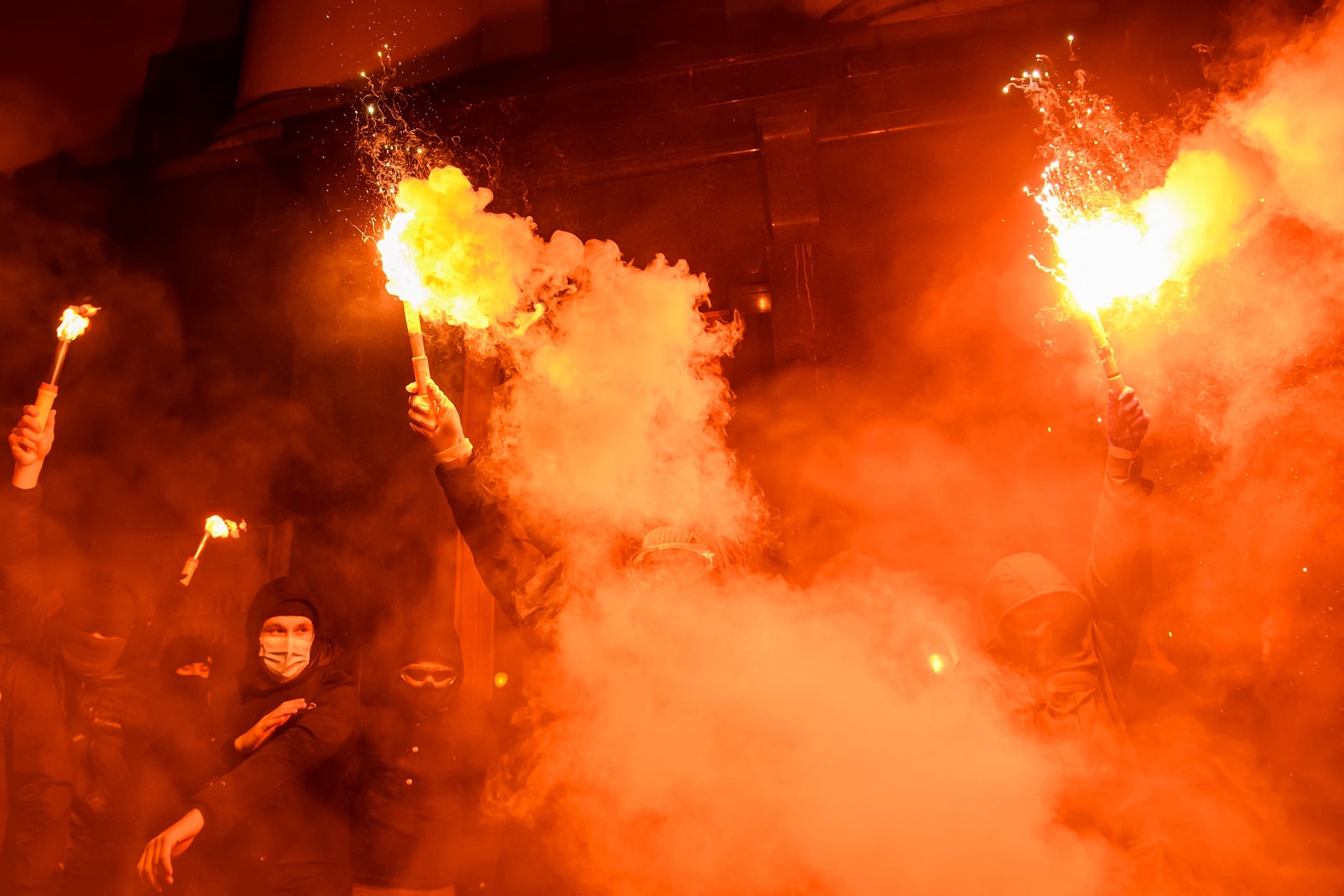 Nincs olyan ember, aki ma Zelenszkijjel életbiztosítást kötne