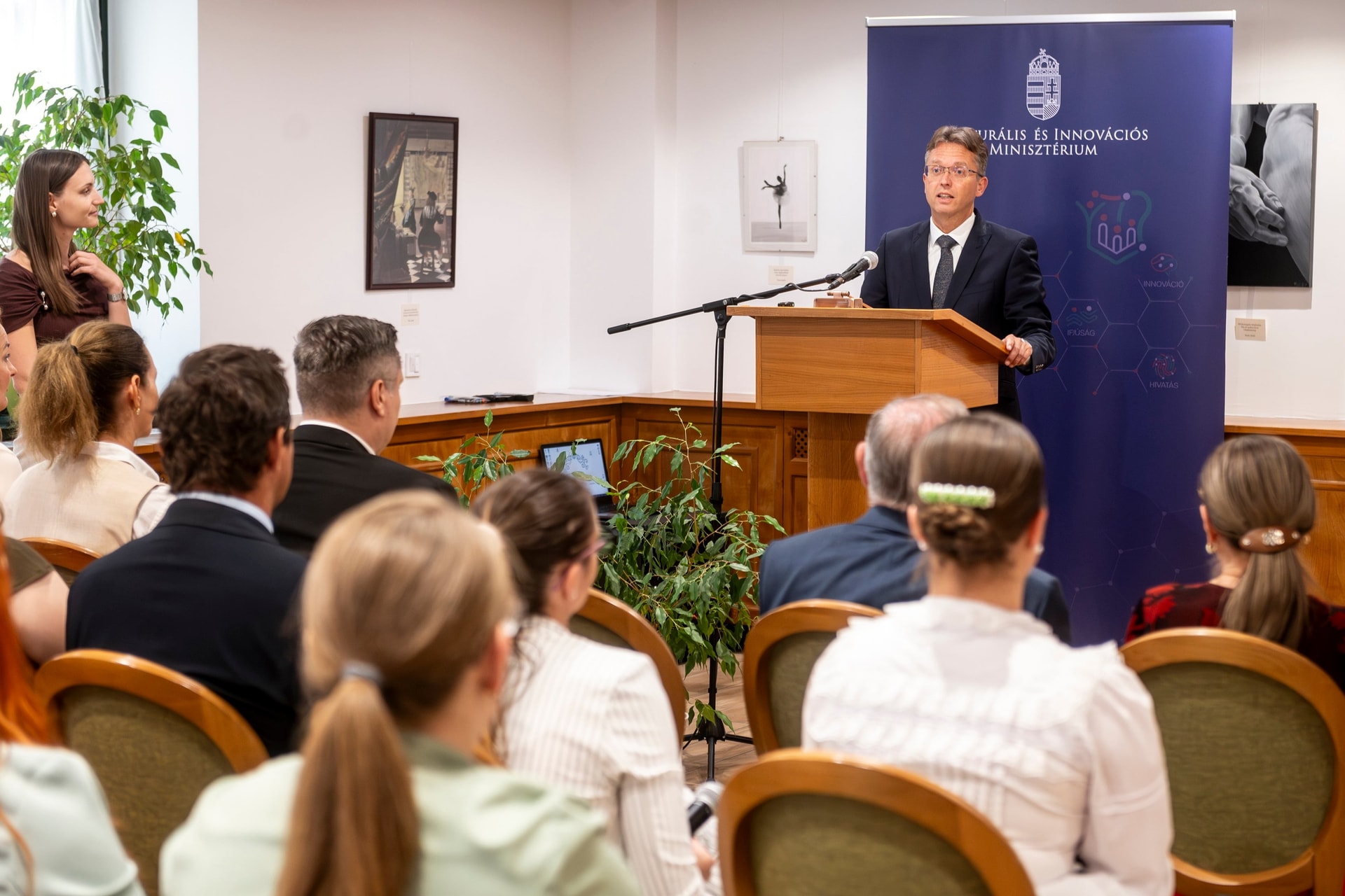 „A magyar kultúra határokon átívelve forrasztja egybe a nemzetet”