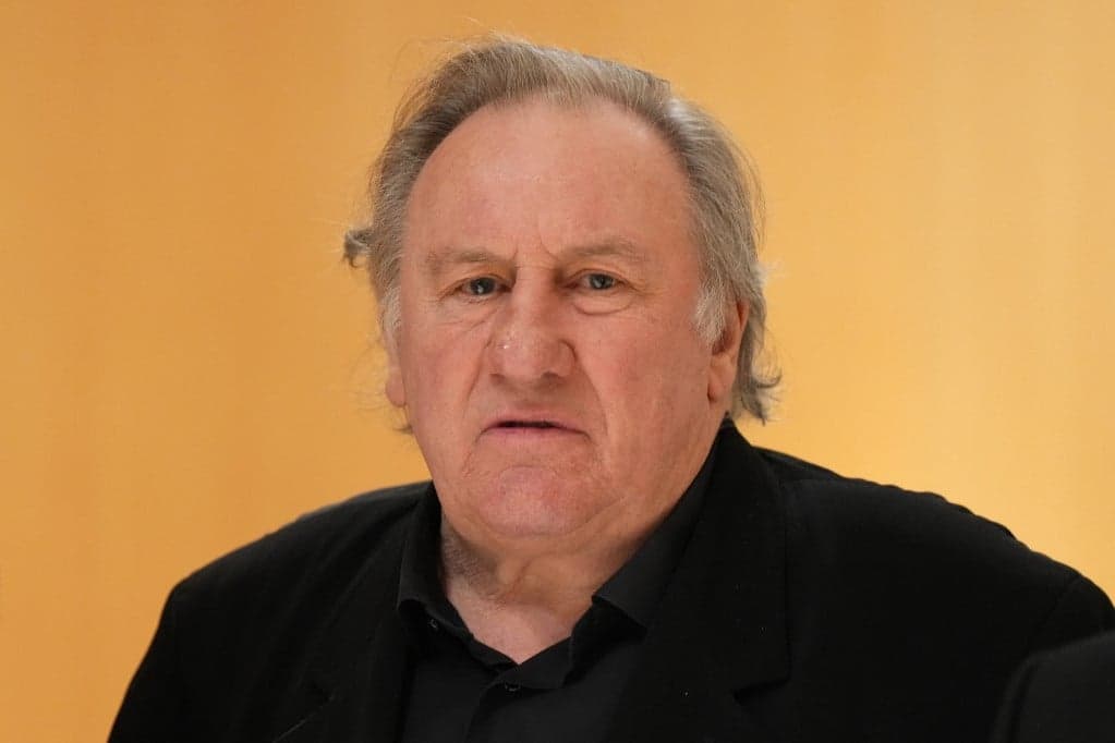 Nemi erőszak miatt emeltek vádat Gérard Depardieu ellen